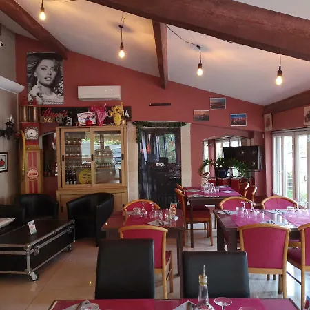 Szálloda Atoll Restaurant Fréjus