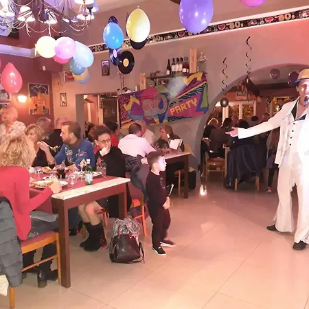 Szálloda Atoll Restaurant Fréjus